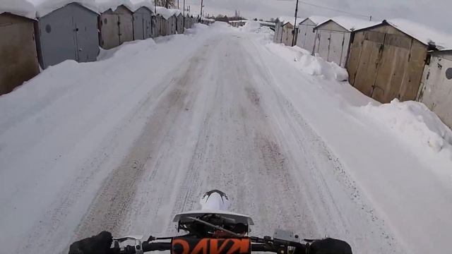 Друг дал прокатиться на питбайке / Зимние покатушки / Kayo Basic Tt125