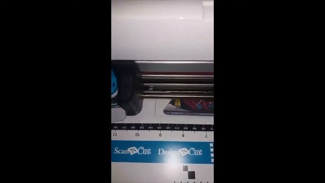 Печать и вырубка стикеров смотреть онлайн
