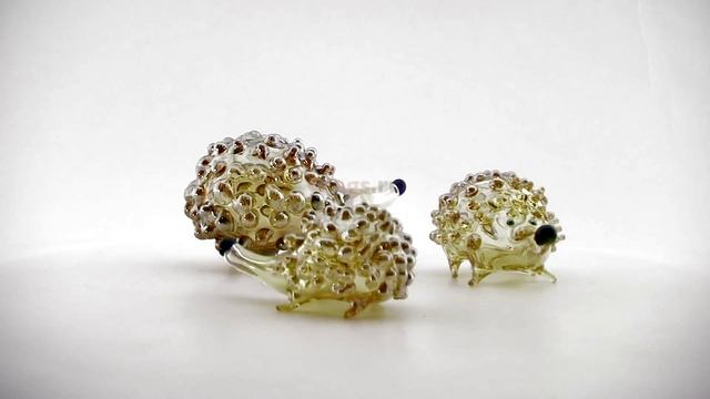 Семья Ежиков из цветного стекла