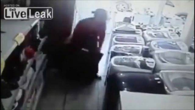24 дюйма под юбкой. (Бразилия) смотреть онлайн