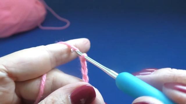 #2 Как набрать цепочку из воздушных петель Уроки вязания крючком для начинающих смотреть онлайн