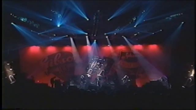 Gibson's Night of 100 Guitars - 1994-06-26 - Wembley Stadium, London смотреть онлайн