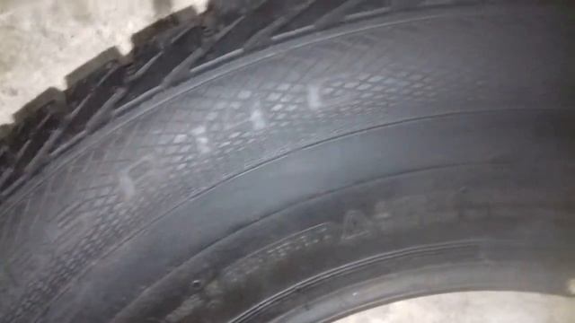 185 R14C 102/100Q Gislaved Nord Frost Van шипы Чехия смотреть онлайн