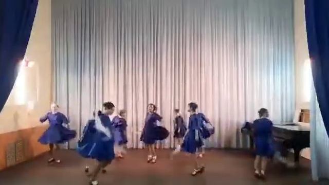 Патриотический танец "Прощальный вальс", хореографический ансамбль "Арабеск" смотреть онлайн