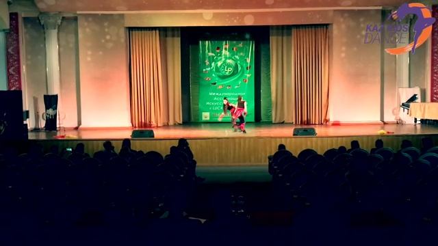 Kaz Kids Dance - Танец "Два Самурая" (Жусупова Данеля и Балхашбаева Аружан) смотреть онлайн
