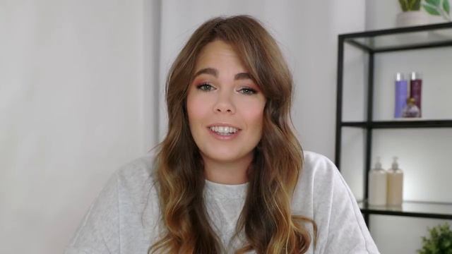 WHAT'S THE POINT OF A HAIR MASK? — HOW OFTEN SHOULD YOU USE A HAIR MASK? — Hair Masks Explained смотреть онлайн