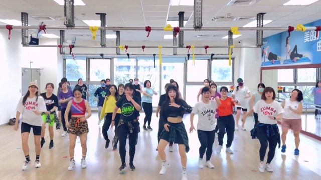 Timba - Cumbia | Zumba Original Music | Zumba Fitness | Easy Dance Steps | Home workout смотреть онлайн