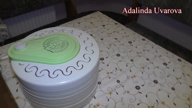 Сушилка для овощей и фруктов Scarlett. Сушим луговички смотреть онлайн