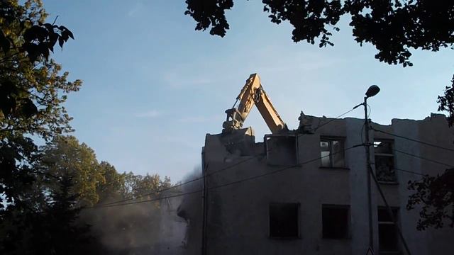 падение стены смотреть онлайн