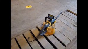 Электропила Huter ELS 2400  цепная / обзор / комплект / пилю брус 150*150