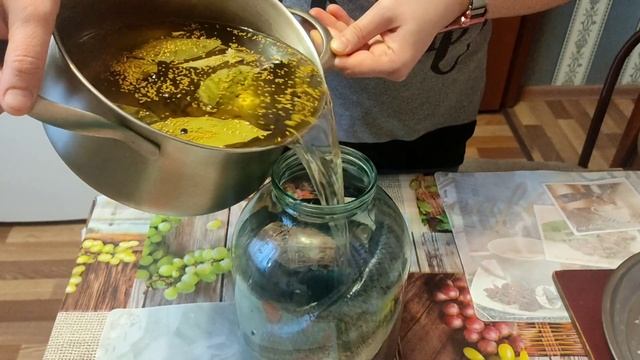 Сельдь пряного посола.Селедочка в рассоле. Своя селедка за 3дня. смотреть онлайн