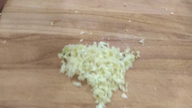 Чкмерули. Курица по-грузински. Шкмерули. Курица в сливочно-чесночном соусе. смотреть онлайн