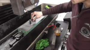 Ремонт задиров на направляющих станка.