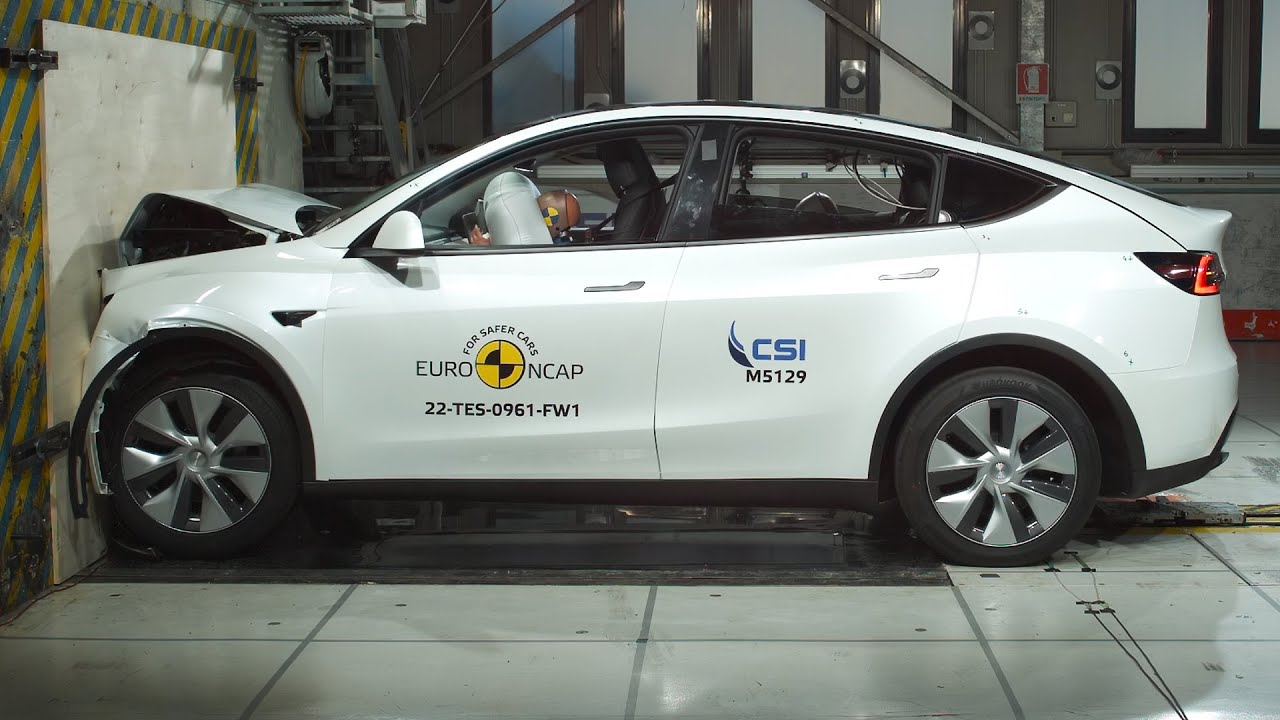 Tesla Model Y 2022 года – 5 звезд в краш-тестах Perfect. смотреть онлайн