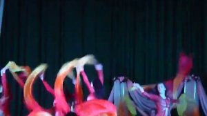 танец пламя, с веерами