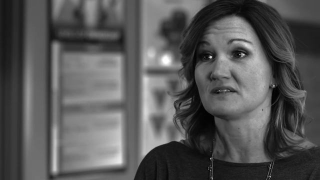 Kelli Hixon смотреть онлайн