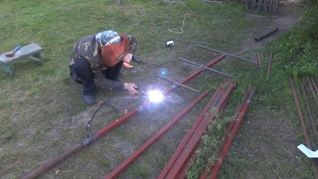 Стойки для виноградной двуплоскостной шпалеры. смотреть онлайн
