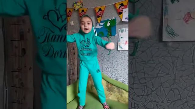 Откуда дырки в сыре? смотреть онлайн