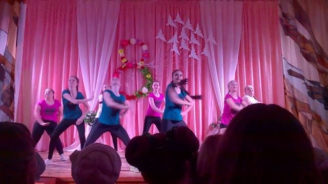 S*V Коллектив Wanted. Танцуем танец не день матери. смотреть онлайн