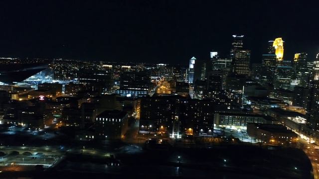 Late Night Downtown Minneapolis - drone/aerial footage - (Manual FLight Mode)DJI Phantom 4 Pro смотреть онлайн