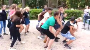 ВЕСЁЛОЕ ВИДЕО! ИГРА-ЭСТАФЕТА ПОИСК КЛАДА В ЛАГЕРЕ "ИСКРА" 3 СМЕНА 2019 г. СПОРТИВНЫЕ ИГРЫ И ТАНЦЫ.