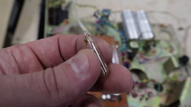 ПРОИГРЫВАТЕЛЬ Б1-01 пробую начать!!! Начинаю работы с проигрывателем Электроника Б1-01, но очень ост