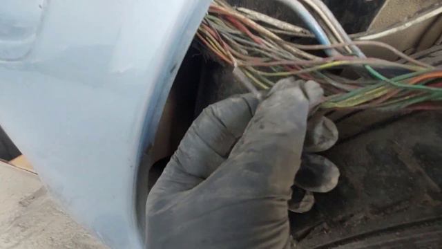 Mazda 626 2001 2.0 не включается кондиционер и многое другое.