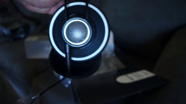 AKG K702 Unboxing смотреть онлайн