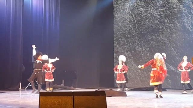 Ансамбль Кавказ Бурки, Аварский танец дворец искусств Нижневартовск Первое место!)) молодцы ждигиты смотреть онлайн