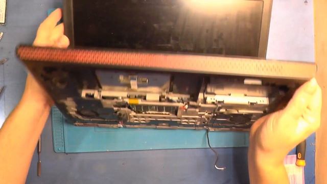 Обслуживание ноутбука DELL INSPIRON 7567 смотреть онлайн