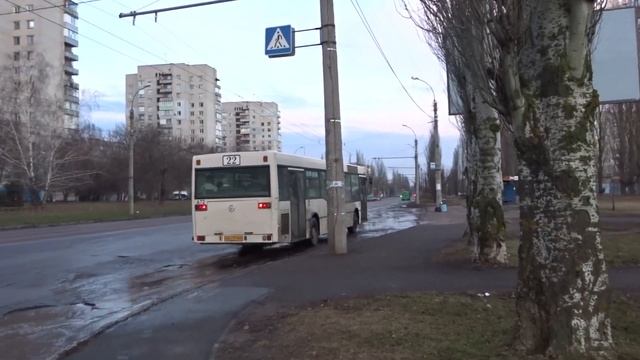 Mercedes-Benz low-floor city bus in Cherkassy, Ukraine. смотреть онлайн