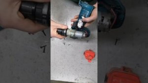 Разборка шуруповерта Makita. Что внутри?