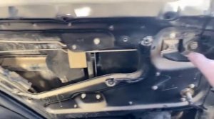 ЗАКЛИНИЛО ДВЕРЬ НЕ ОТКРЫВАЕТСЯ ЧТО ДЕЛАТЬ ВАЗ 2114