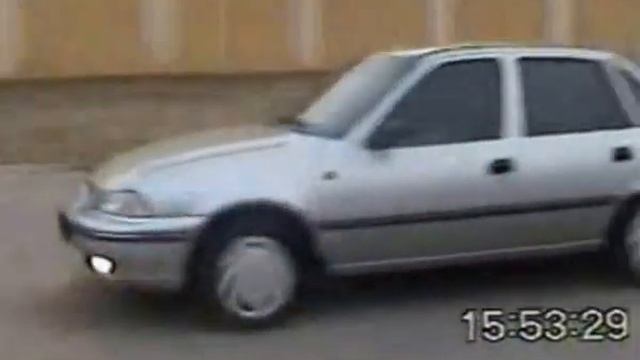 UZB Daewoo Nexia, новый автомобильный трюки +99 смотреть онлайн