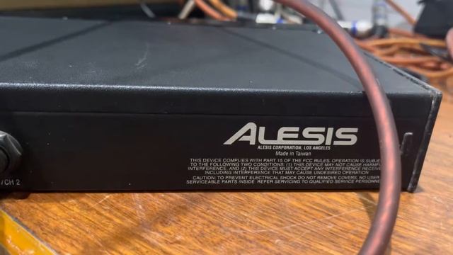 Echo rời alesis midiverb4 taiwan xịn giá 1tr700. 0916973479 смотреть онлайн