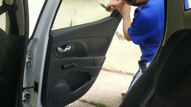 Clio 4 Aracımızın Arka kapısını söktük. Arka kapı nasıl sökülür? #clio4 #clioileyollarda смотреть онлайн