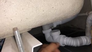 Если плохо уходит вода из ванной
