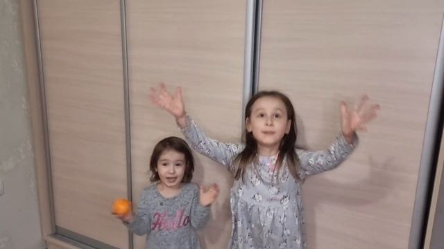 ДЕТСКИЙ ТУННЕЛЬ. КАМИЛЛА Стар ИГРАЕТ В ДЕТСКИЙ ТОННЕЛЬ. смотреть онлайн