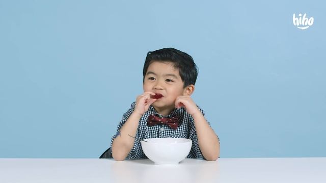 Kids Try Russian Food | Kids Try | HiHo Kids