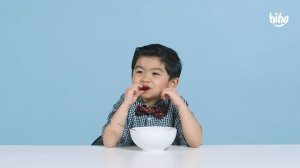 Kids Try Russian Food | Kids Try | HiHo Kids