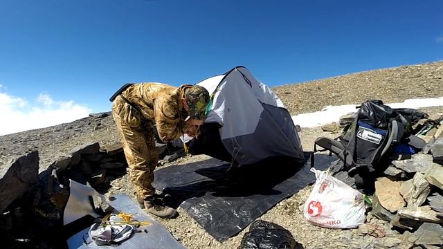Казбекское соло. Восхождение на Казбек с севера - часть 3 смотреть онлайн