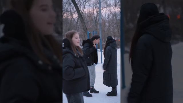 POV: ты пошла на враньё, чтобы увести парня у подруги смотреть онлайн