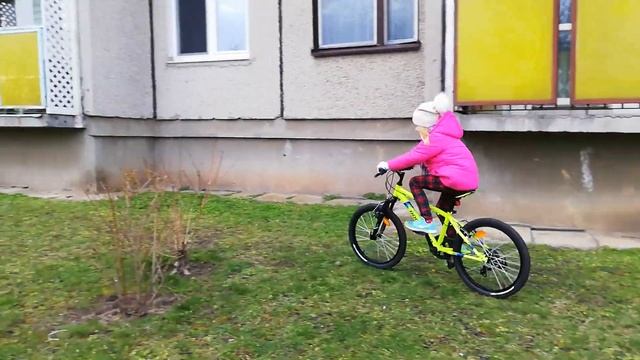 Rockrider ST500 20" Test Decathlon смотреть онлайн