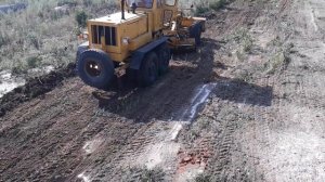 Работа автогрейдера ДЗ-143