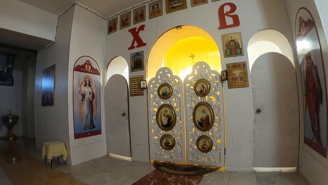 Дорогие Братия и Сестры! Божественная служба в храме Святой Троицы смотреть онлайн