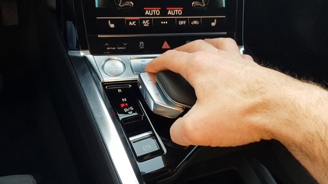 Audi Etron..что это? Что туда влезет? смотреть онлайн