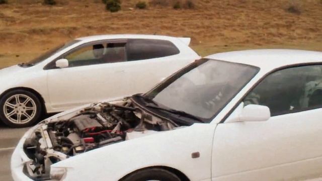 toyota levin vs civic type r смотреть онлайн
