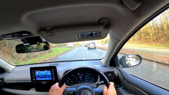 2020 Toyota Yaris 1.5 VVT-iE 115HP Hybrid | FP POV Drive 4K смотреть онлайн