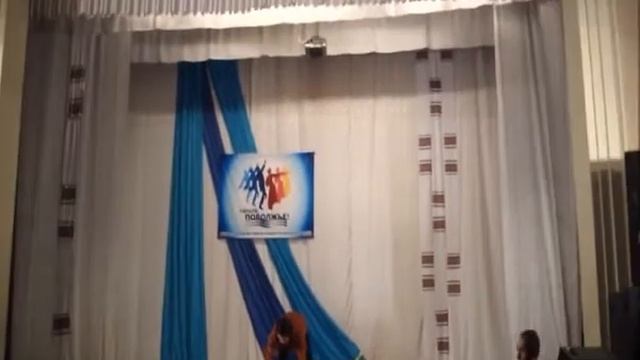 Горянка и джигит с кинжалами смотреть онлайн
