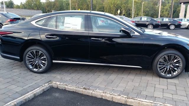 2018 OBSIDIAN BLACK LS500 4DR SEDAN смотреть онлайн